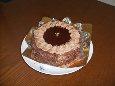 �����ƓX������́A��l�ŐH�ׂ�Ȃ�Ďv���Ă����Ȃ��񂾂낤�Ȃ�